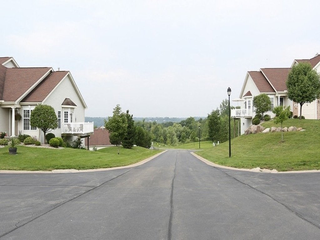 Waterview Townhouse Apartments, 47 Willow Point Way, ster, NY RentCafe